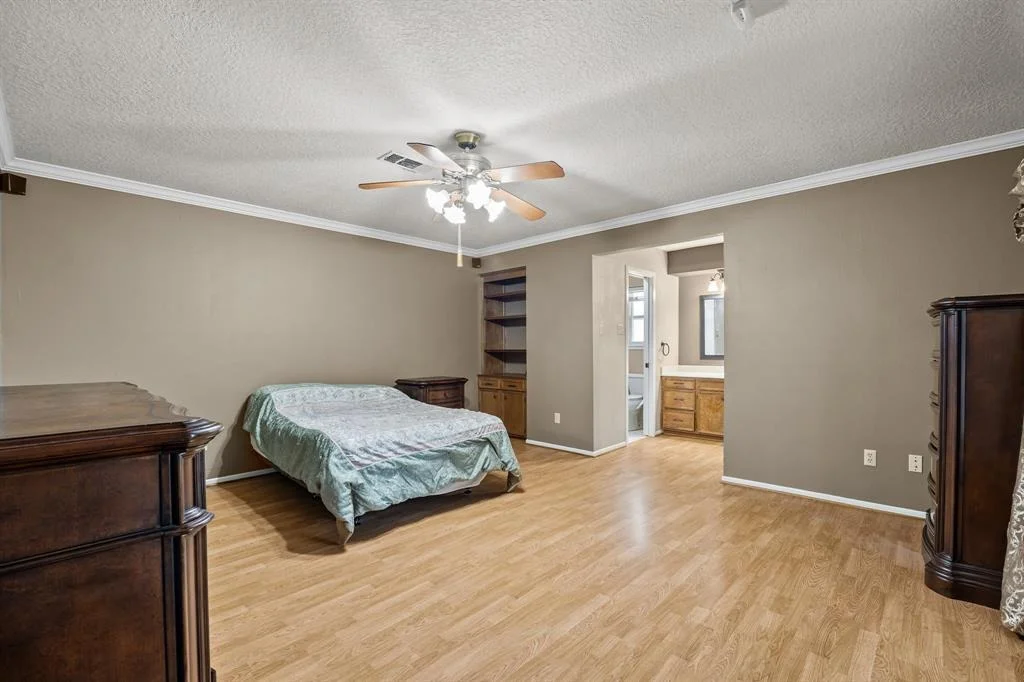 Photo of 2005 E Pine Hill Drive