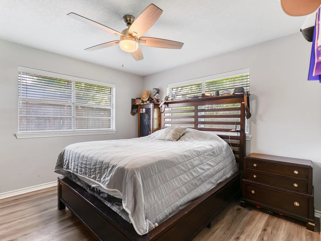Photo of 30 Live Oak St