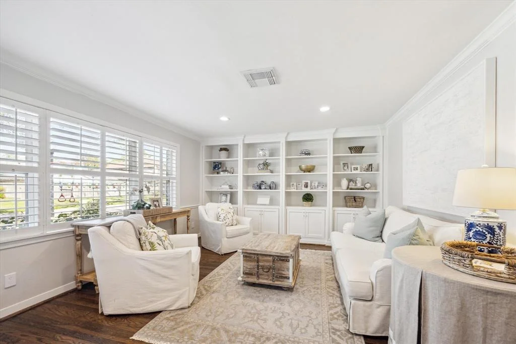 Photo of 8413 Merlin Drive