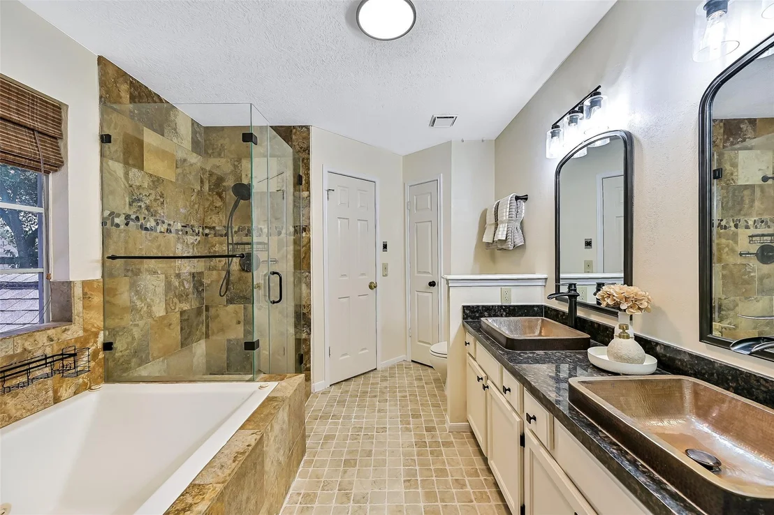 Photo of 14219 Oak Chase Drive