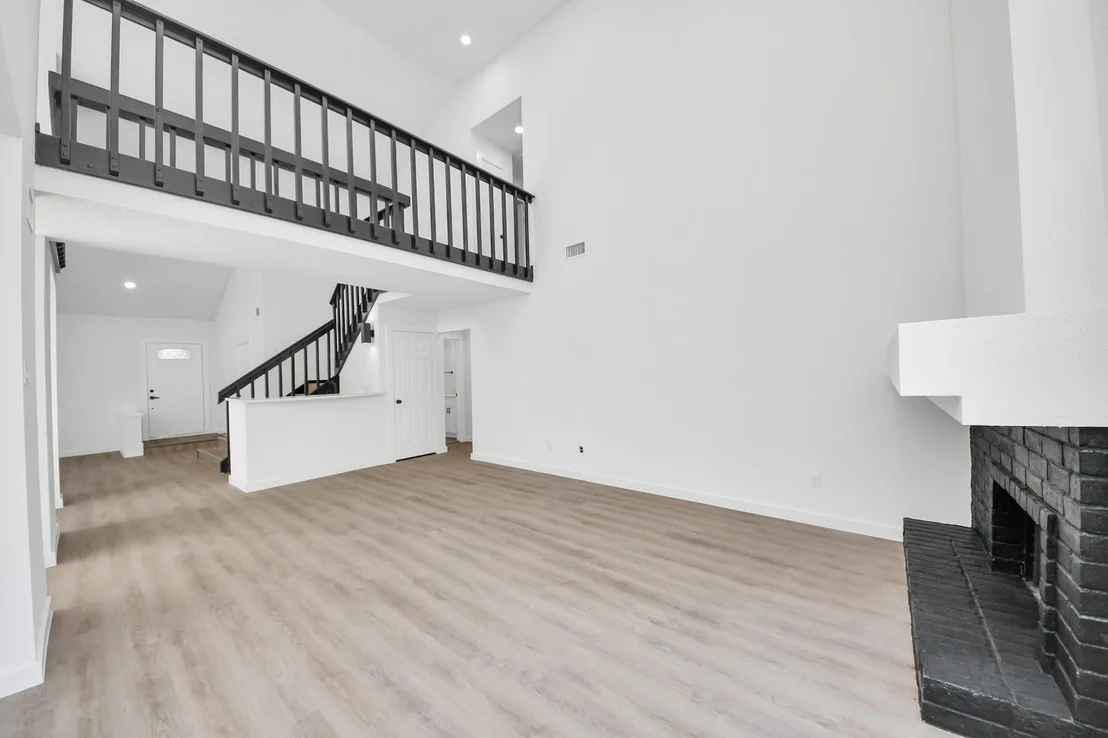 Photo of 2911 Meadowgrass Lane