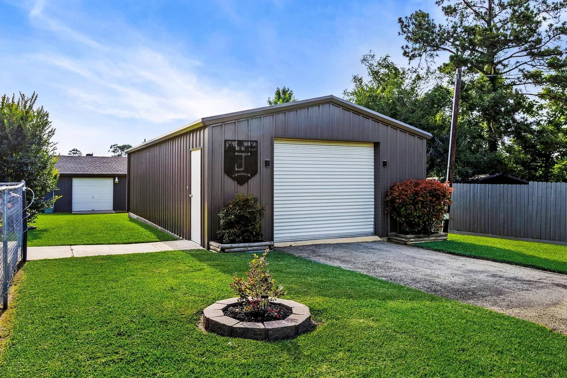 Photo of 188 Huckleberry Road