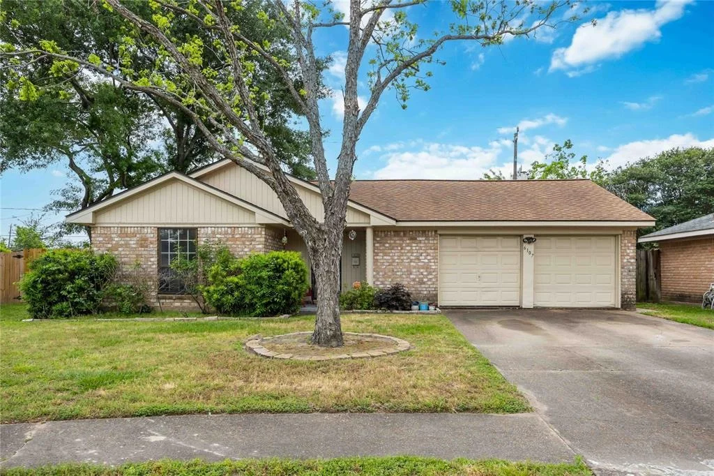 Photo of 6107 Brown Bark Drive