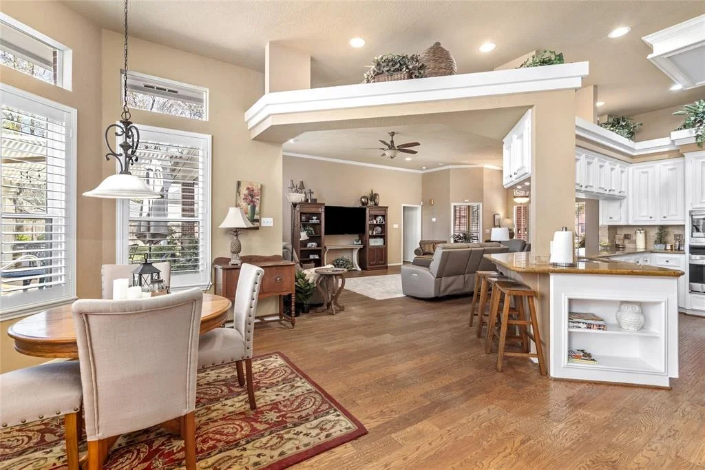 Photo of 5702 Summerfield Lane