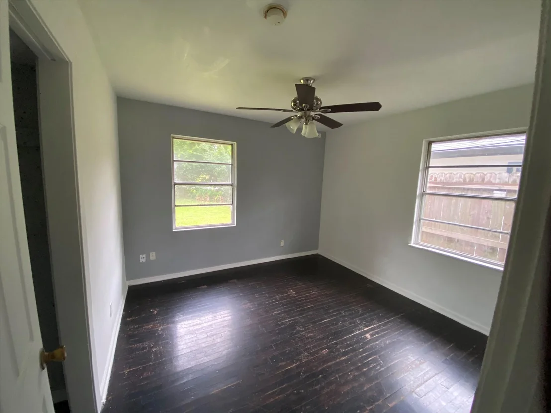 Photo of 5711 Thrush Drive