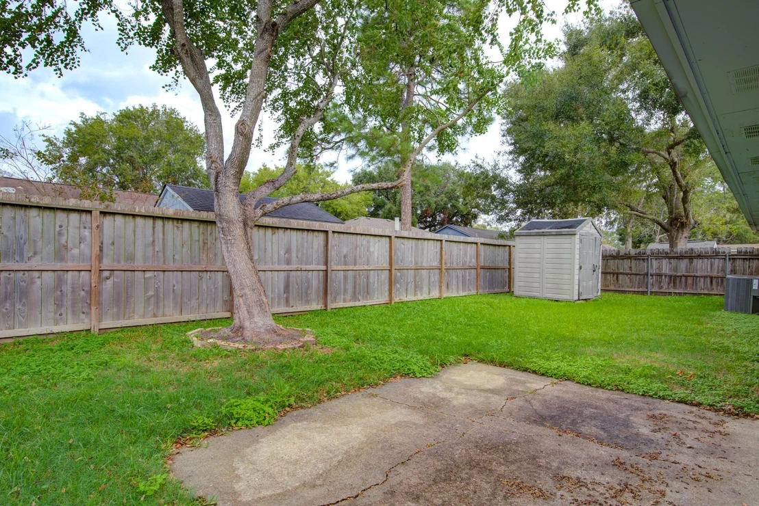 Photo of 10007 Rustic Gate Road