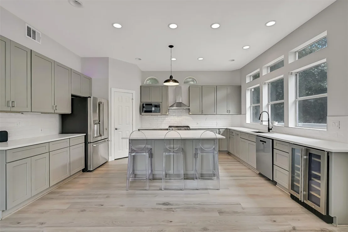 Photo of 3427 Eckert Drive