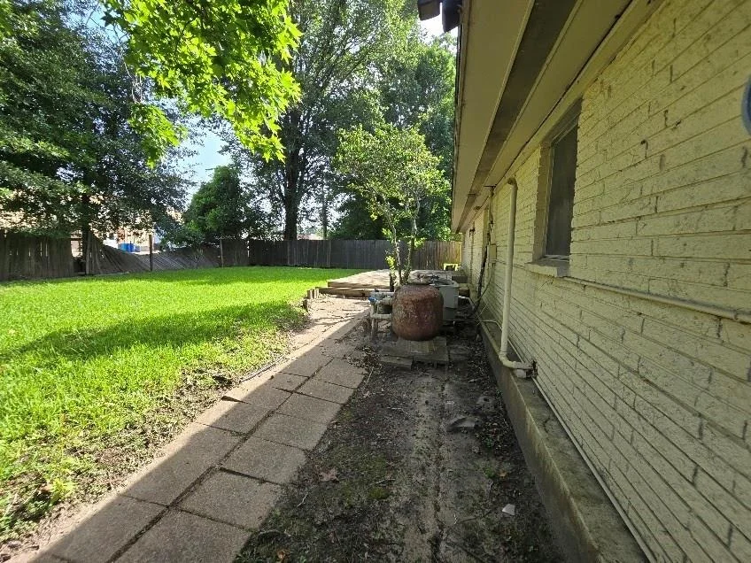 Photo of 1011 Oak Drive