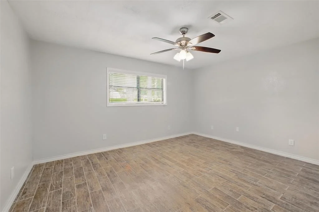 Photo of 290 Maple Lane