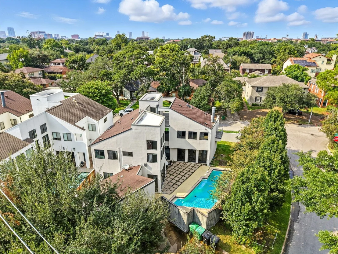 Photo of 2019 Mcclendon Street