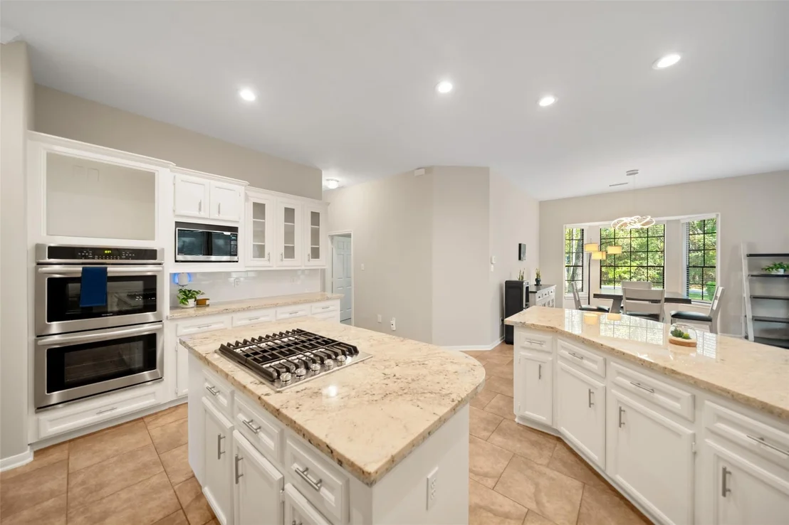 Photo of 2400 Hollowbrook Lane