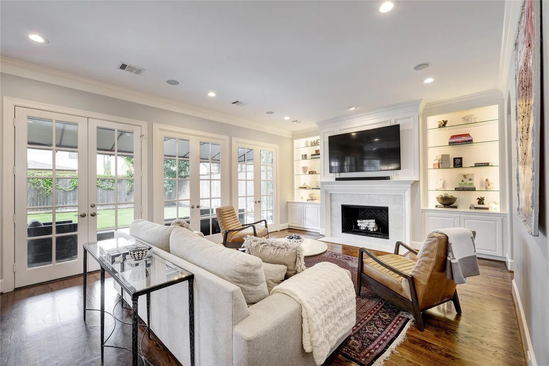 Photo of 4906 Wedgewood Drive
