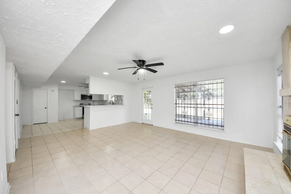 Photo of 13402 Pecan Oak Drive