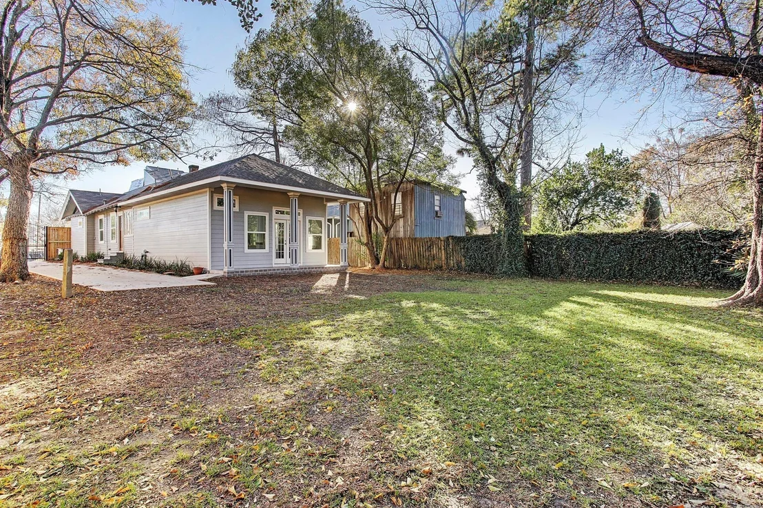 Photo of 1212 Wrightwood Street