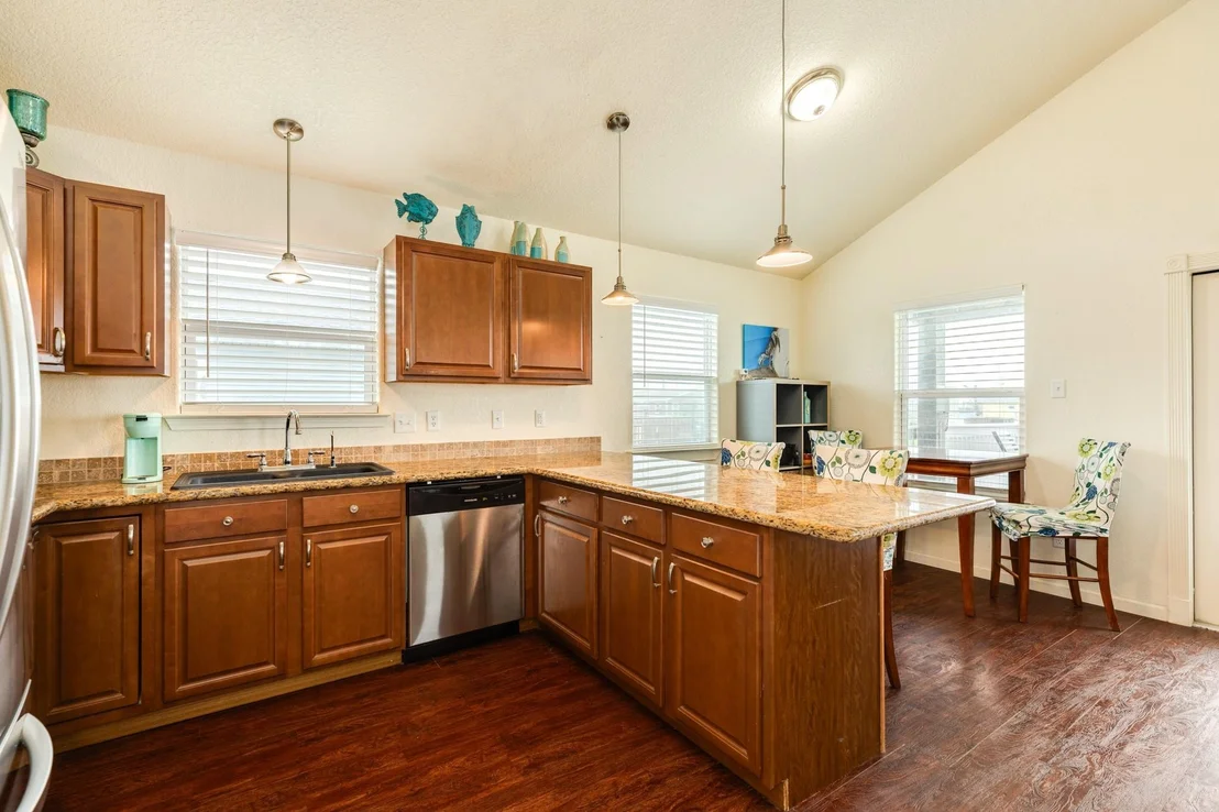 Photo of 433 Seabean Street