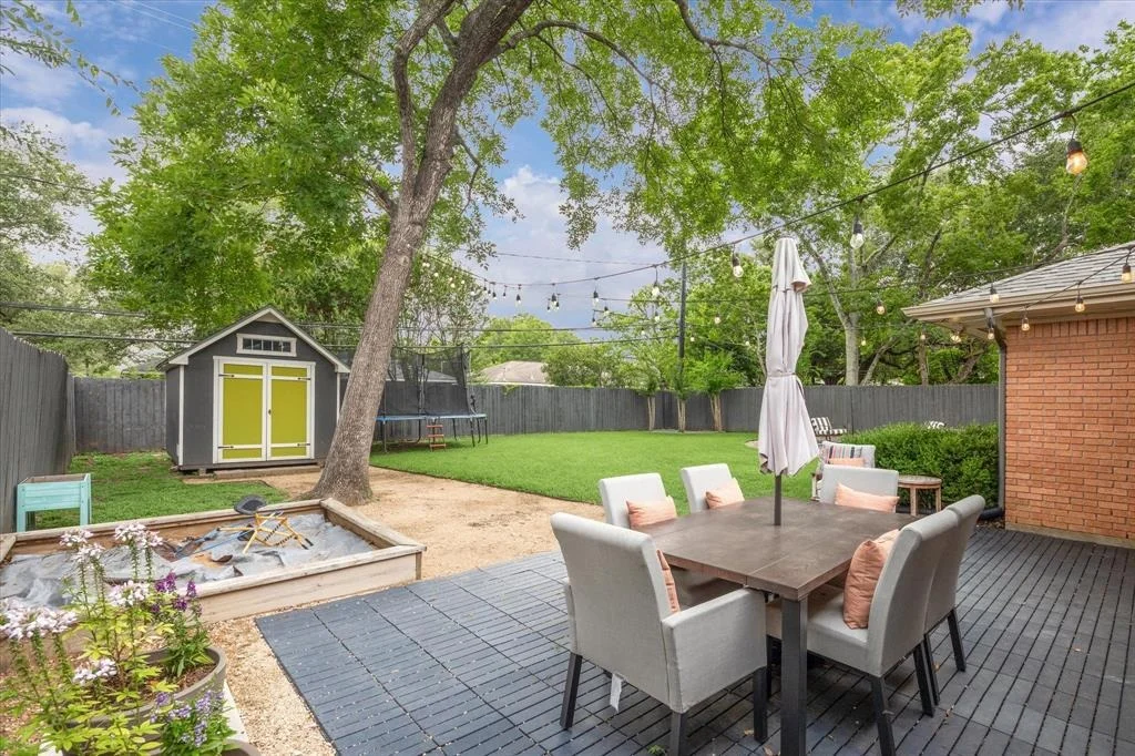 Photo of 6210 Darnell Street