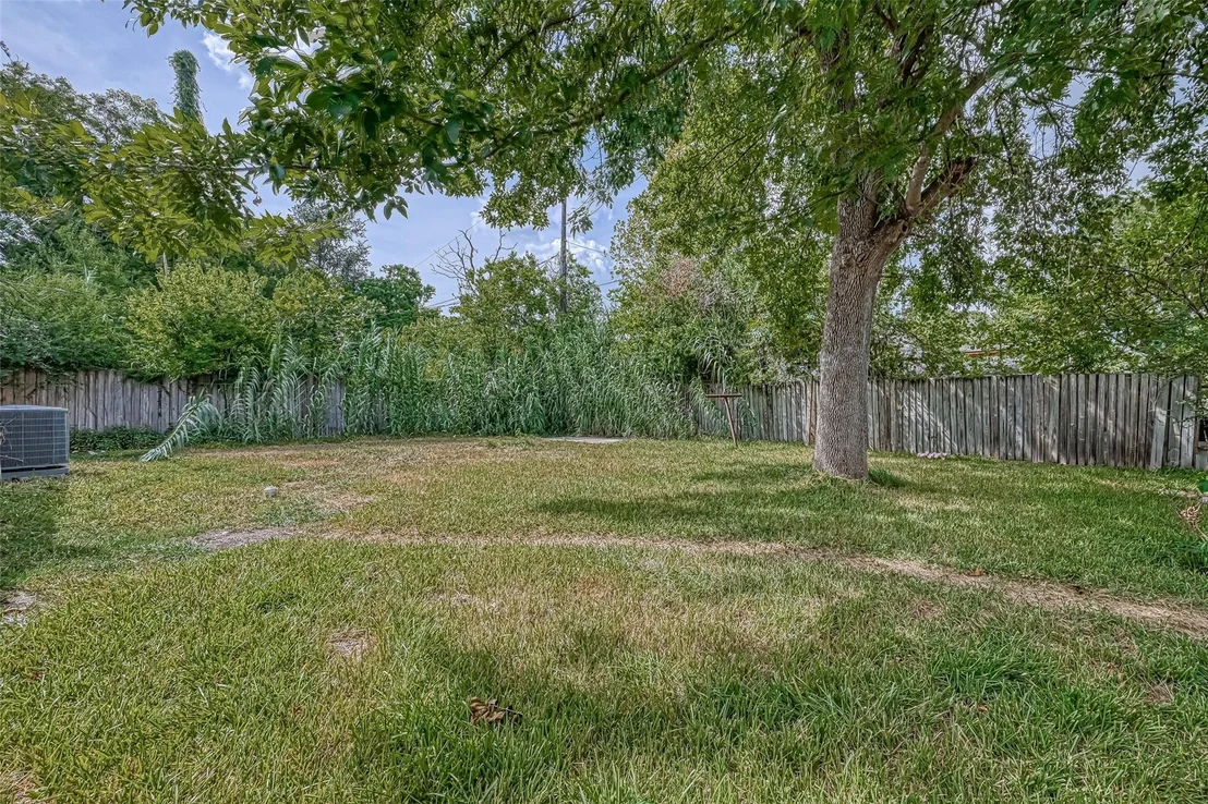 Photo of 5431 Willow Glen Drive