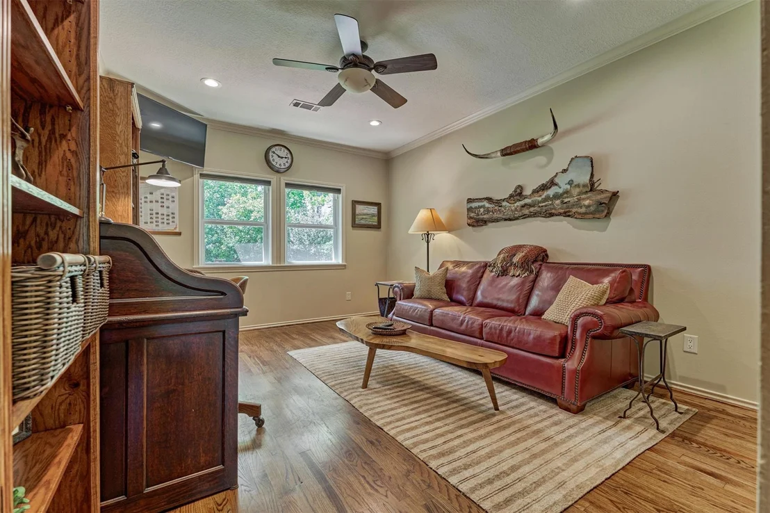 Photo of 150 Lake View Circle