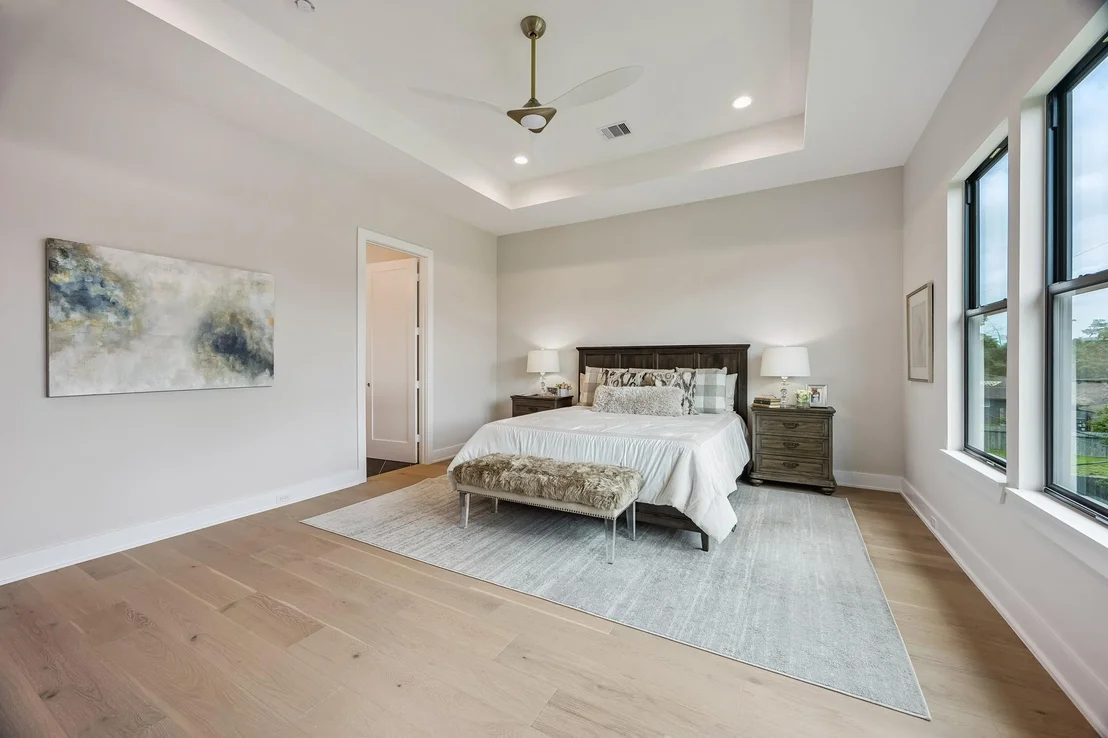 Photo of 2214 Chantilly Lane