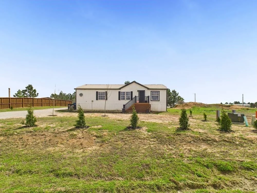 Photo of 986 Road 5806