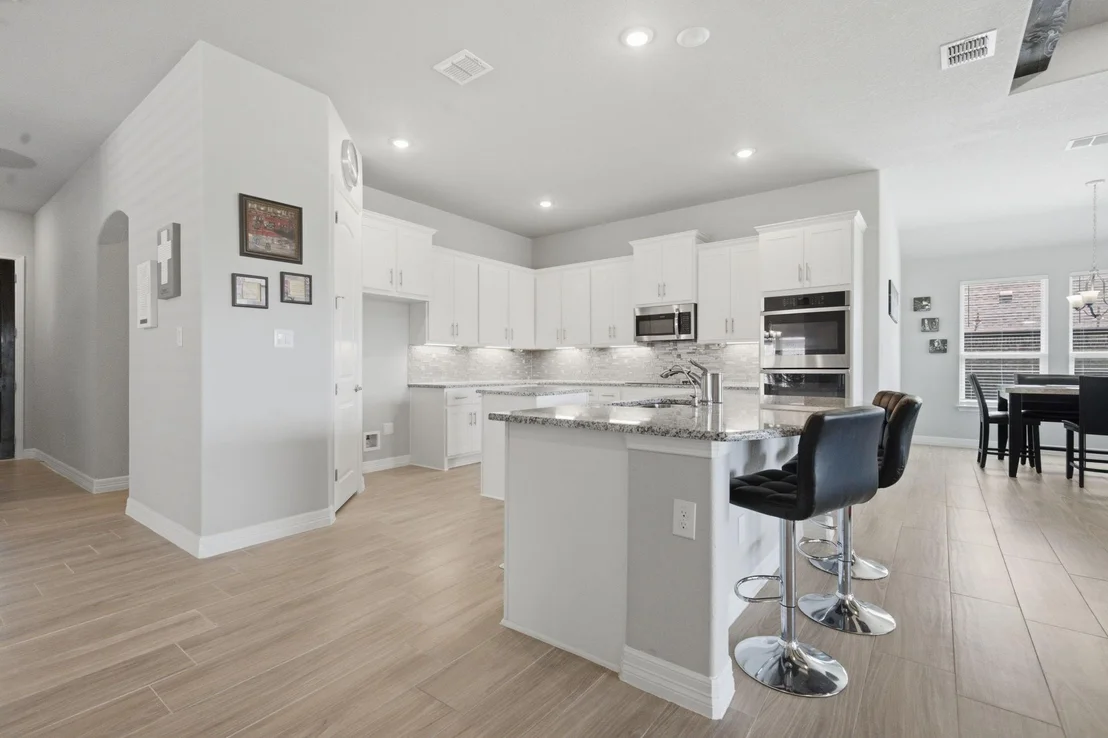 Photo of 30523 Setterfeld Circle