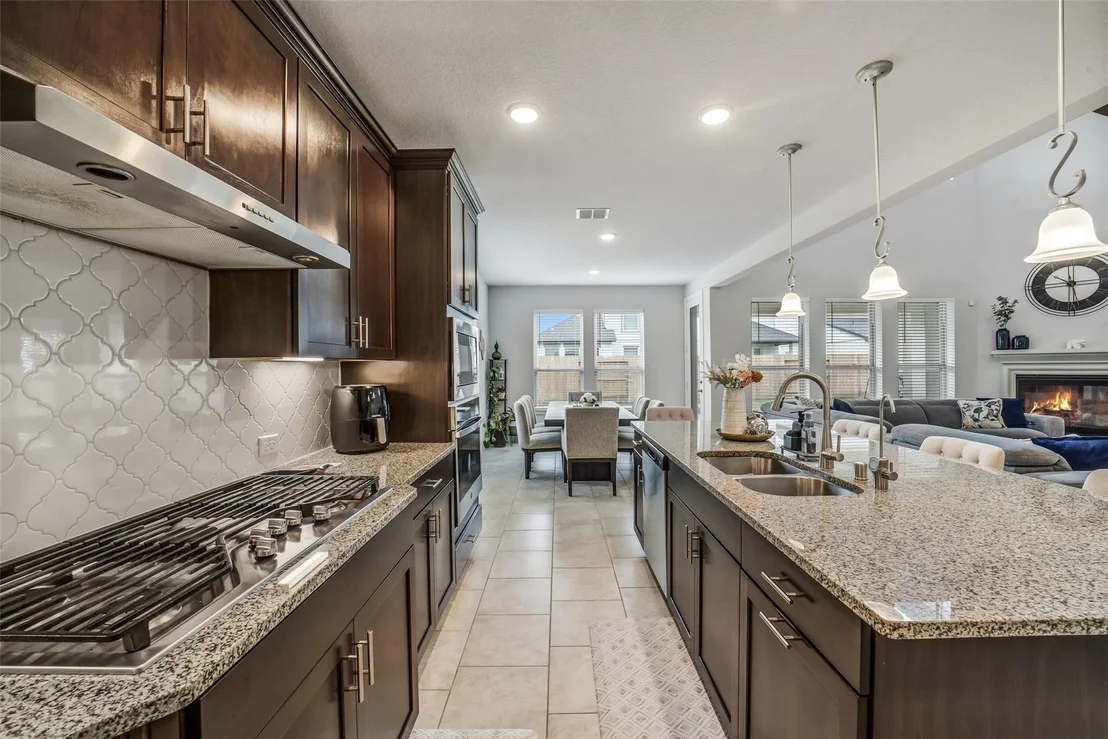 Photo of 9210 Lowell Cliff Drive