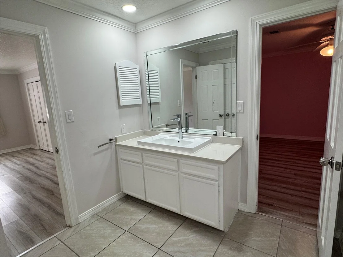 Photo of 4920 Bellechase Drive