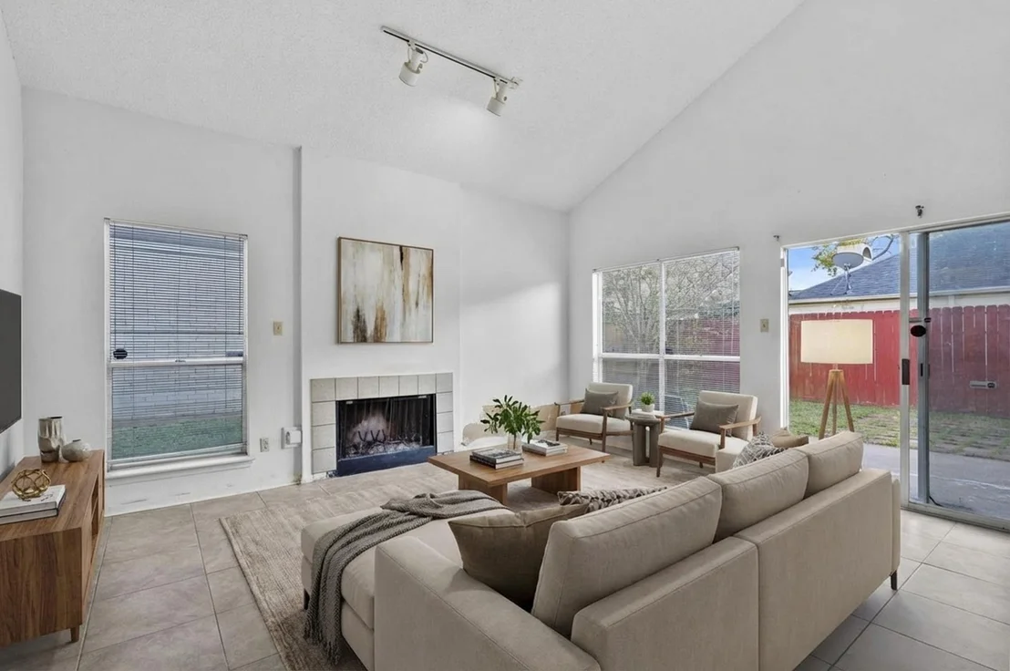Photo of 8239 Twin Tree Lane