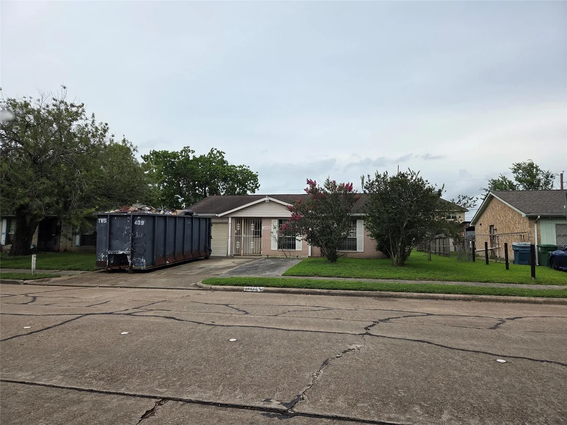 Photo of 14423 Waterloo Drive
