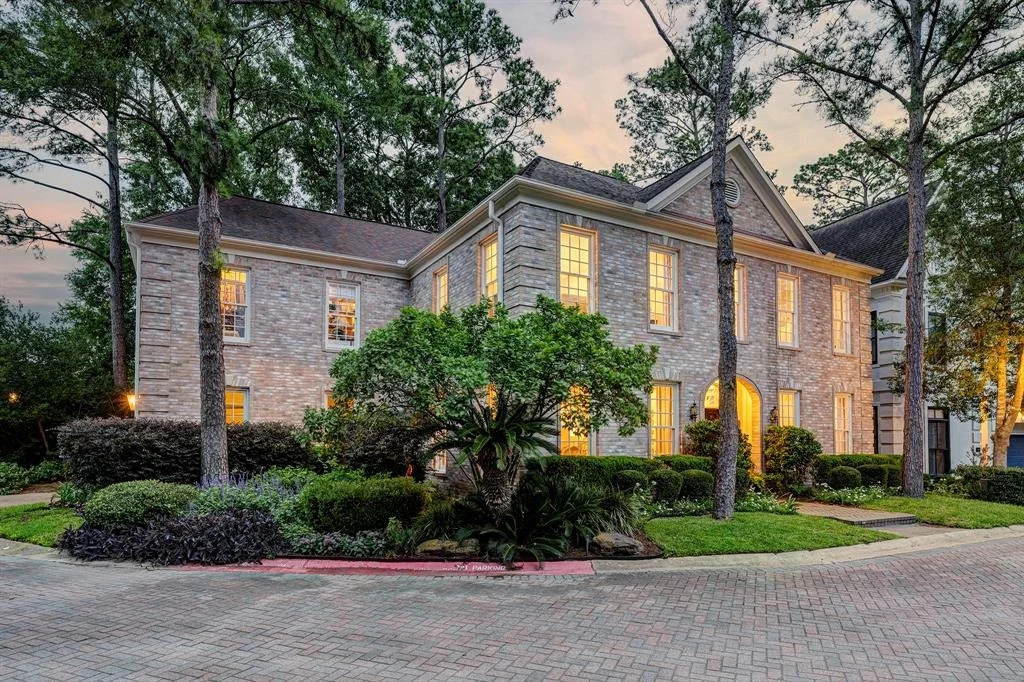 Photo of 30 Hudson Circle