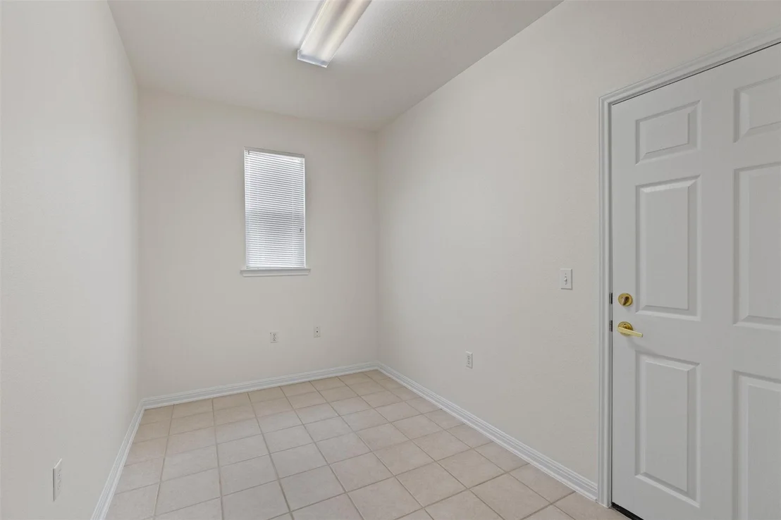 Photo of 103 Brooks Circle