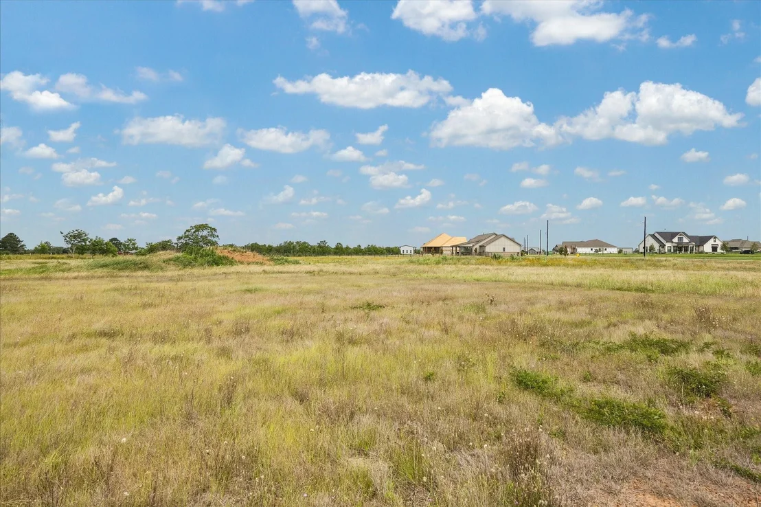 Photo of 5071 Timber Ridge Drive