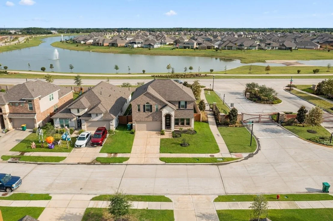 Photo of 1702 Darwin Cedar Drive