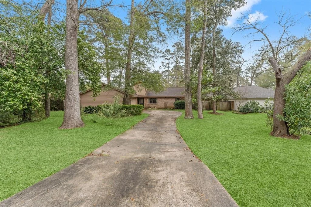 Photo of 1606 Pine Oak Drive