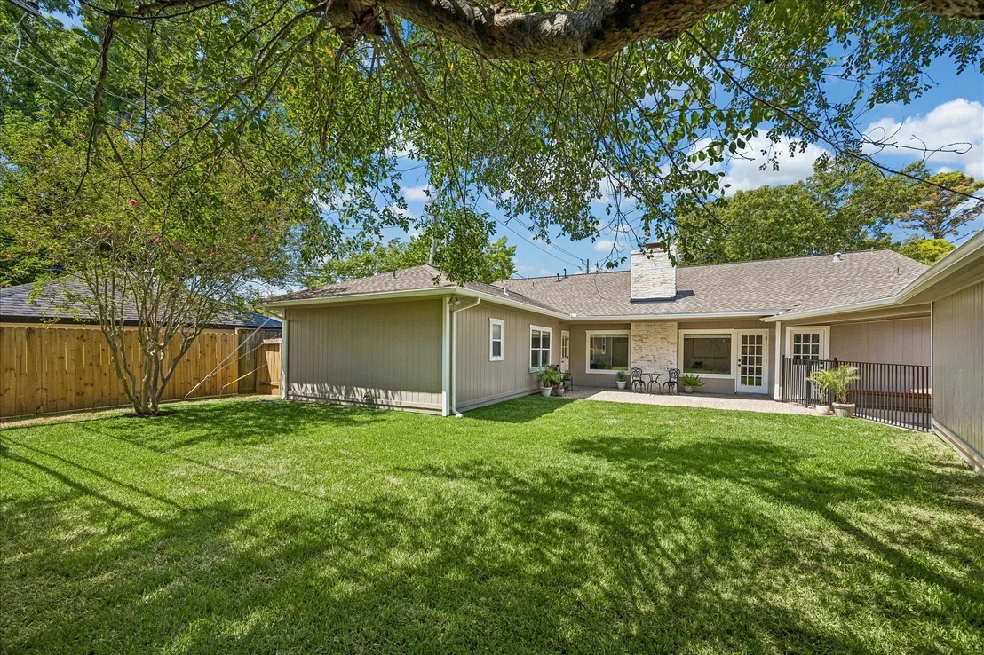 Photo of 607 Blue Willow Drive