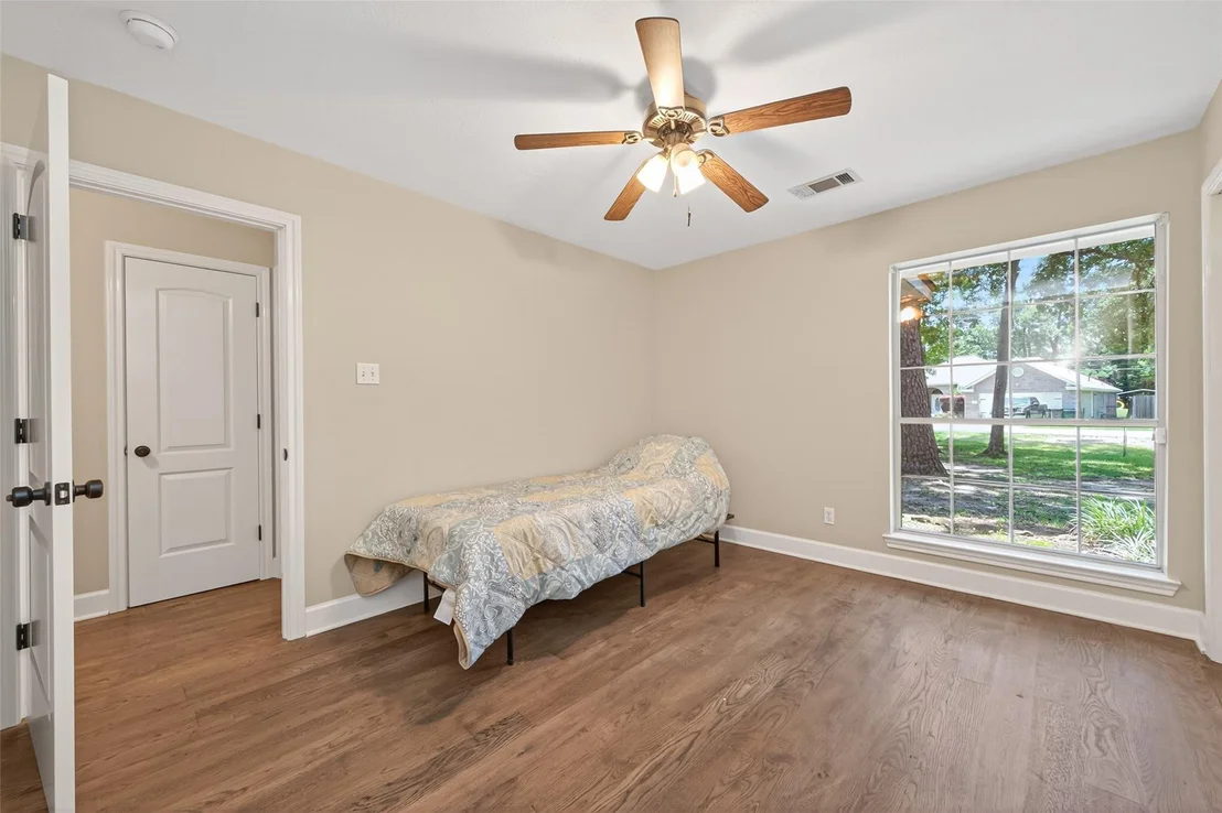Photo of 18510 Belle Cote Drive