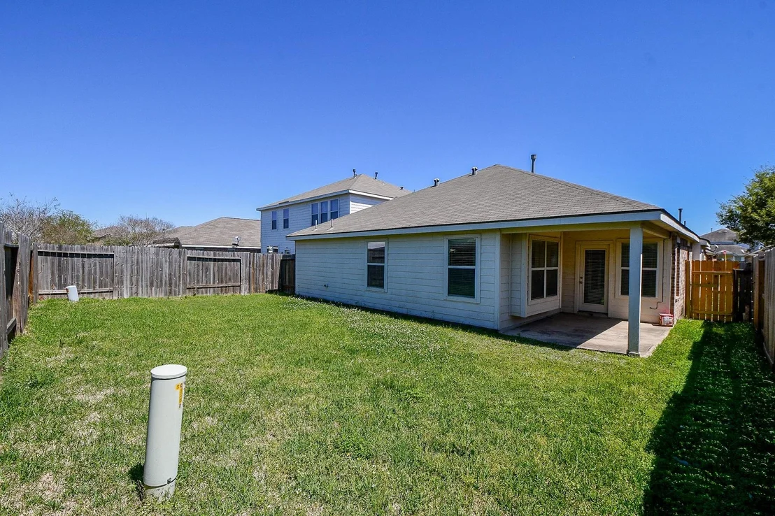 Photo of 24515 Colonial Birch Lane