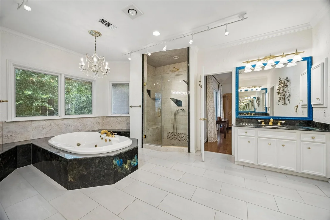 Photo of 231 Sugarberry Circle