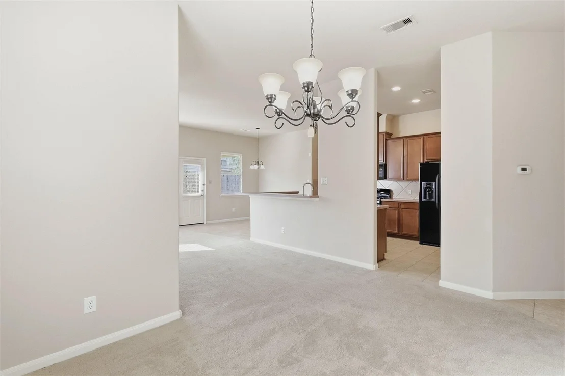 Photo of 2923 Empire Oaks Lane