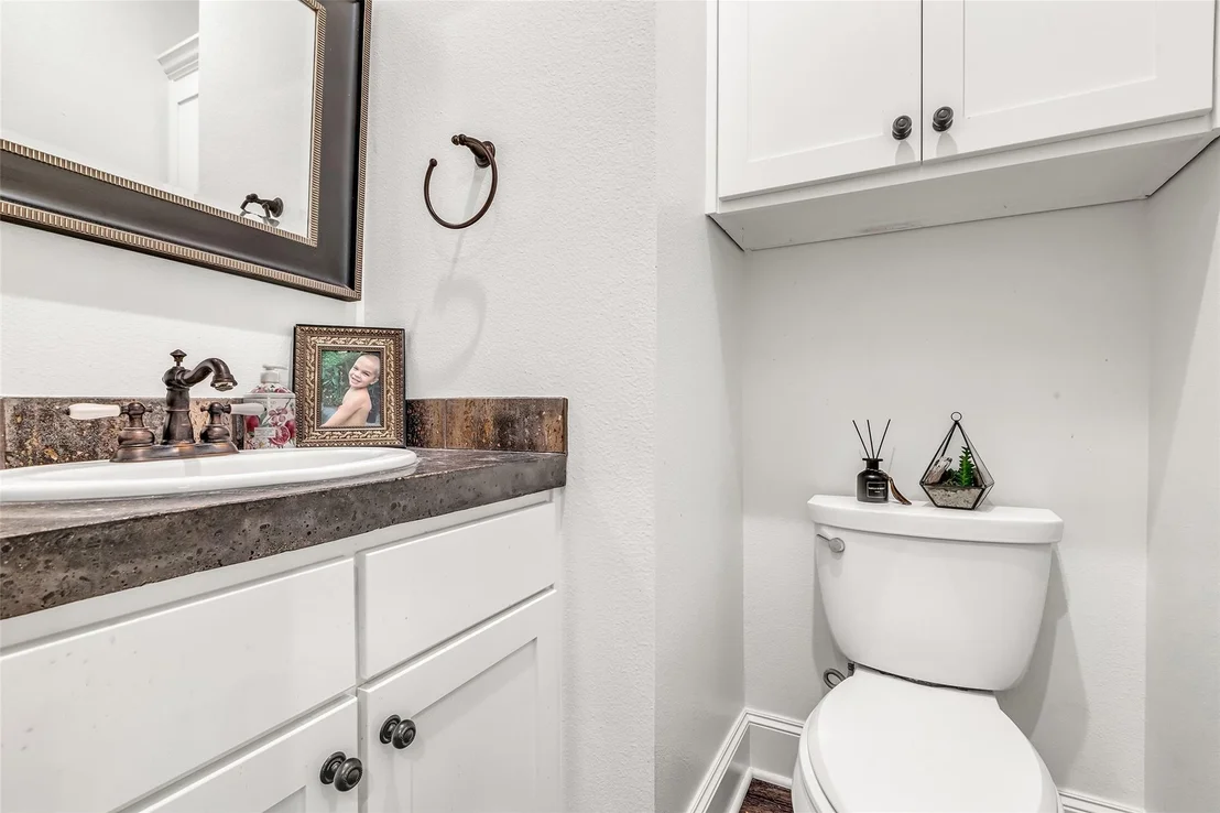 Photo of 18885 Harbor Side Boulevard