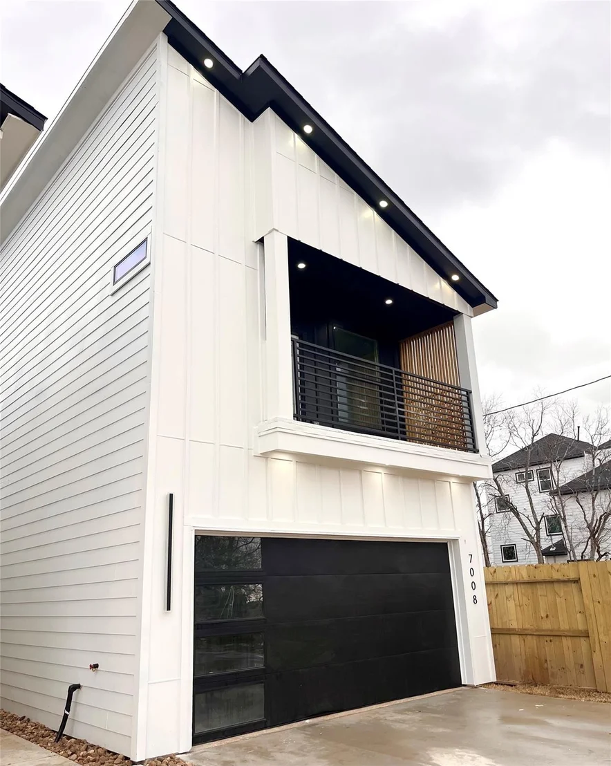 Photo of 7012 Sidney Street