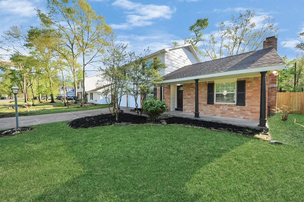 Photo of 24526 Glen Loch Drive