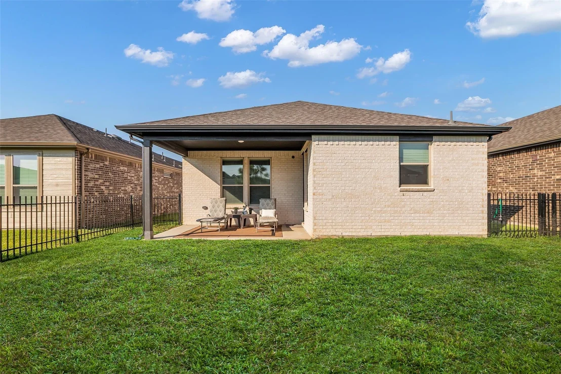 Photo of 8023 Prospect Drive