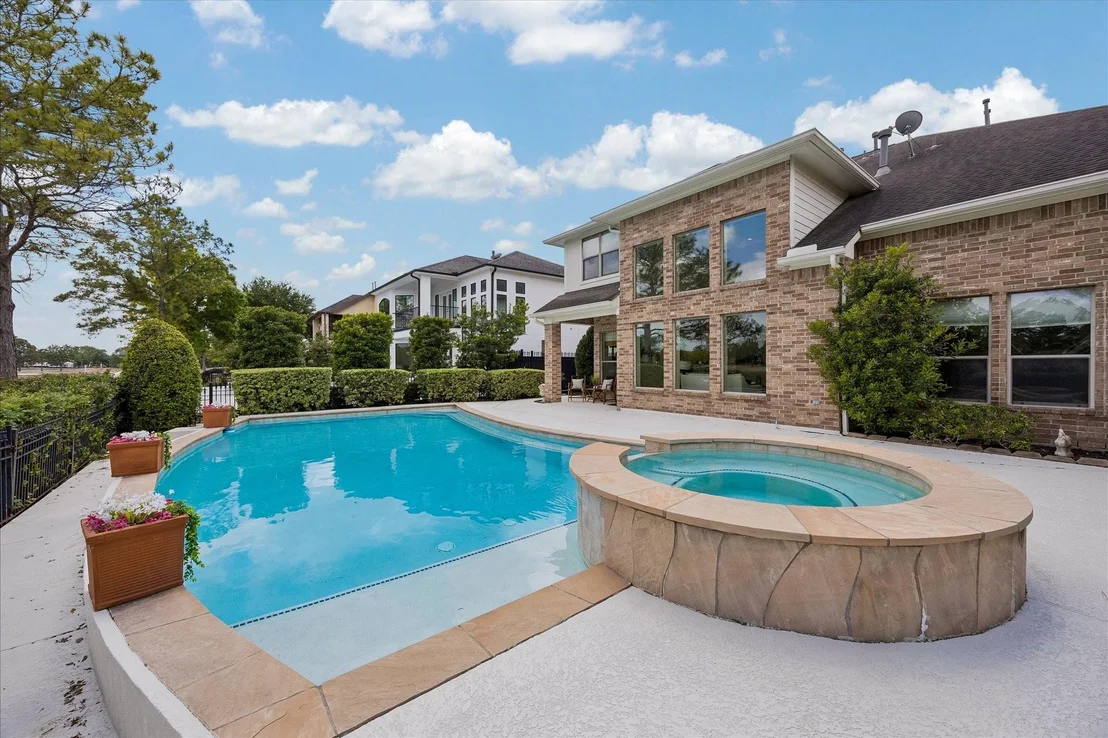 Photo of 3327 Louvre Lane