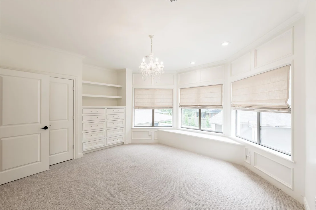 Photo of 25 Woodsborough Circle