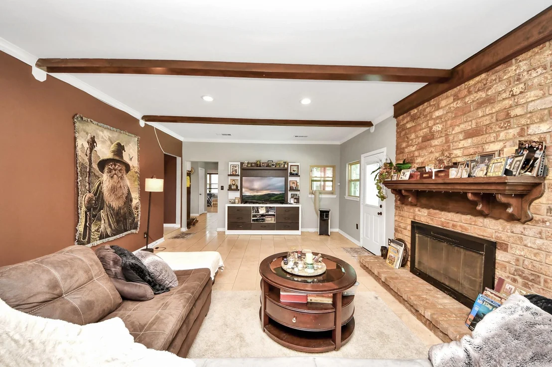 Photo of 18010 Bambriar Drive