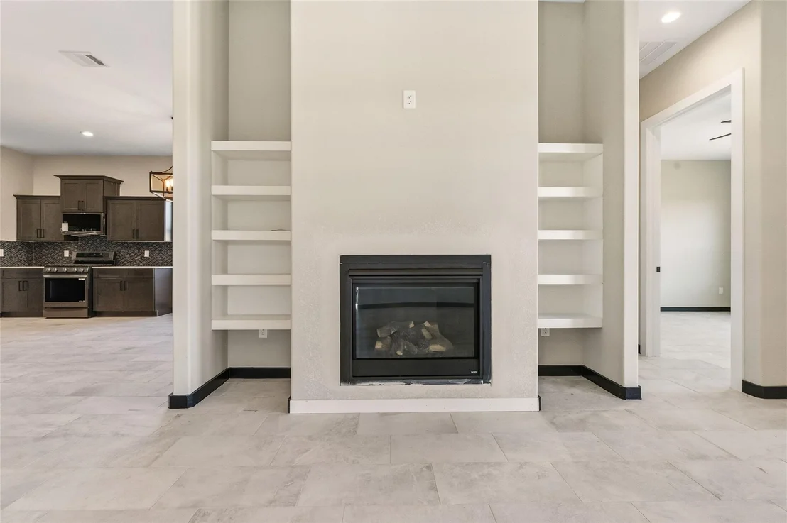 Photo of 208 Silverleaf Street