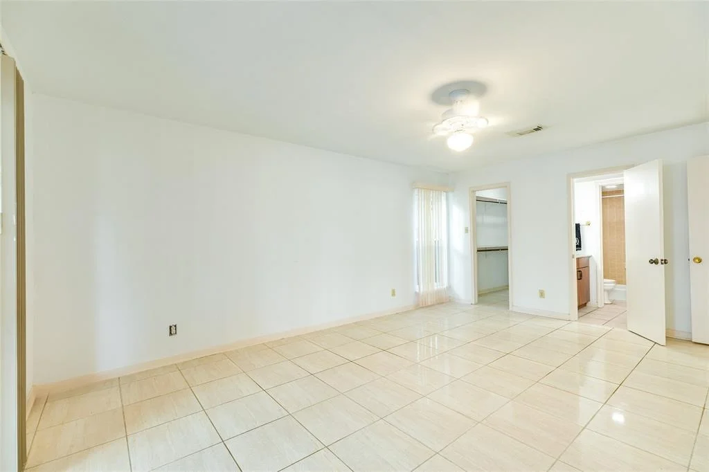 Photo of 8 Lakeview Drive