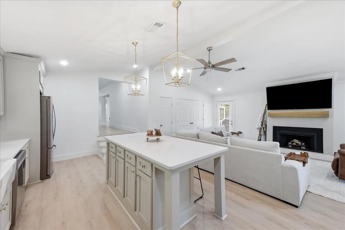 Photo of 11565 Greenway Drive