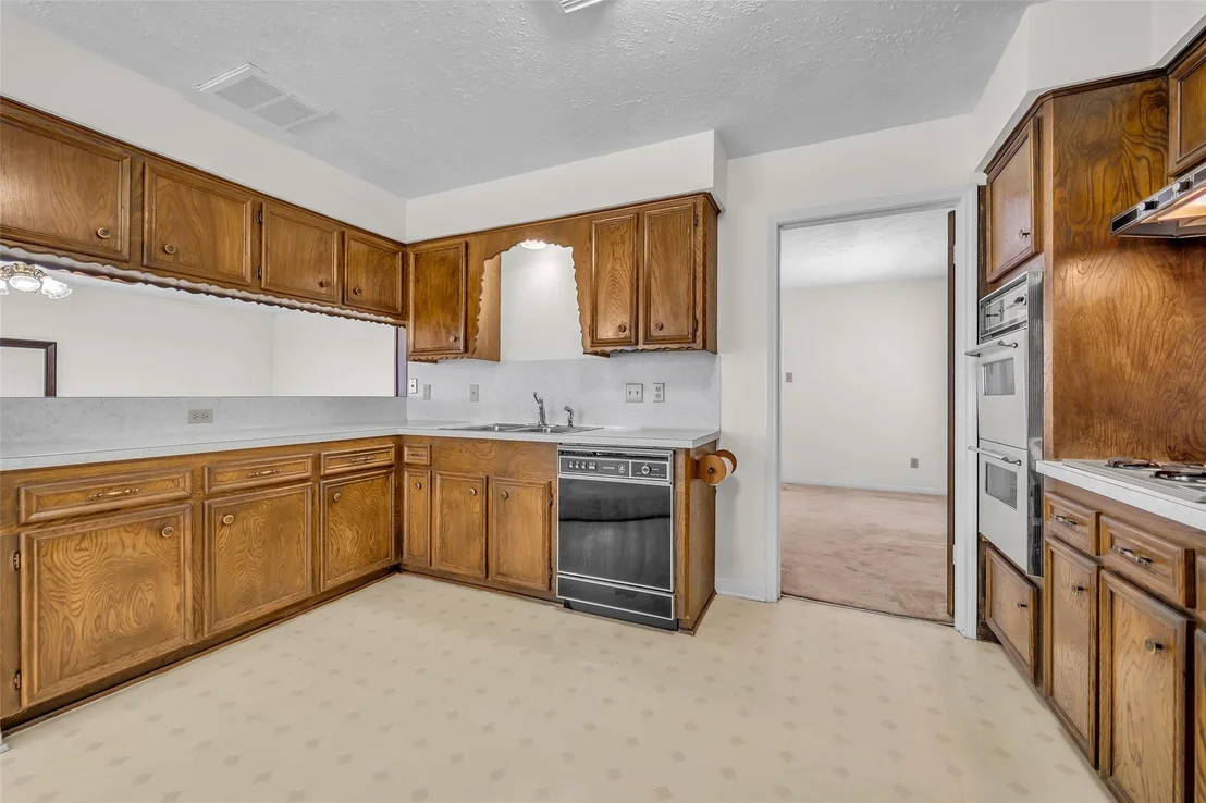 Photo of 9106 Willow Meadow Drive